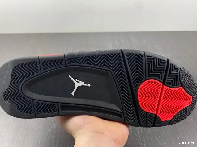 Chep Onekick Air Thunder CT8527-016 Red 4 Jordan 0502